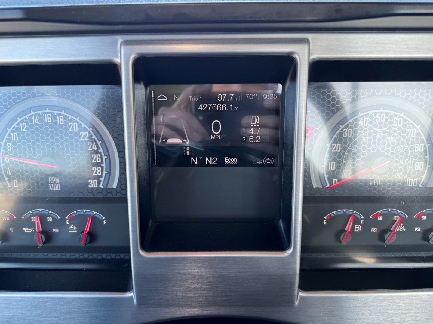 2021 Mack Anthem Daycab - image 15